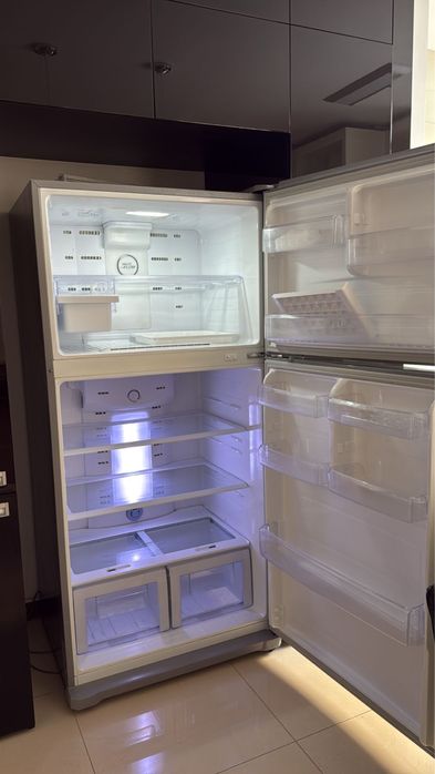 Продам холодильник samsung