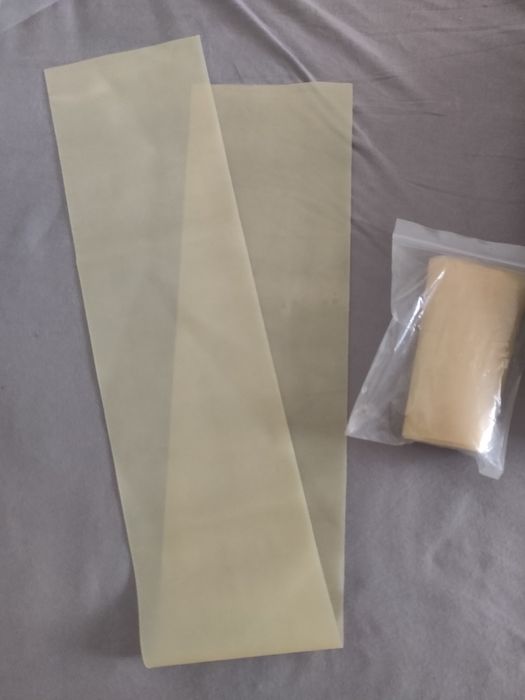 Vand banda de cauciuc pentru prastie. Grosime de 1.5 mm