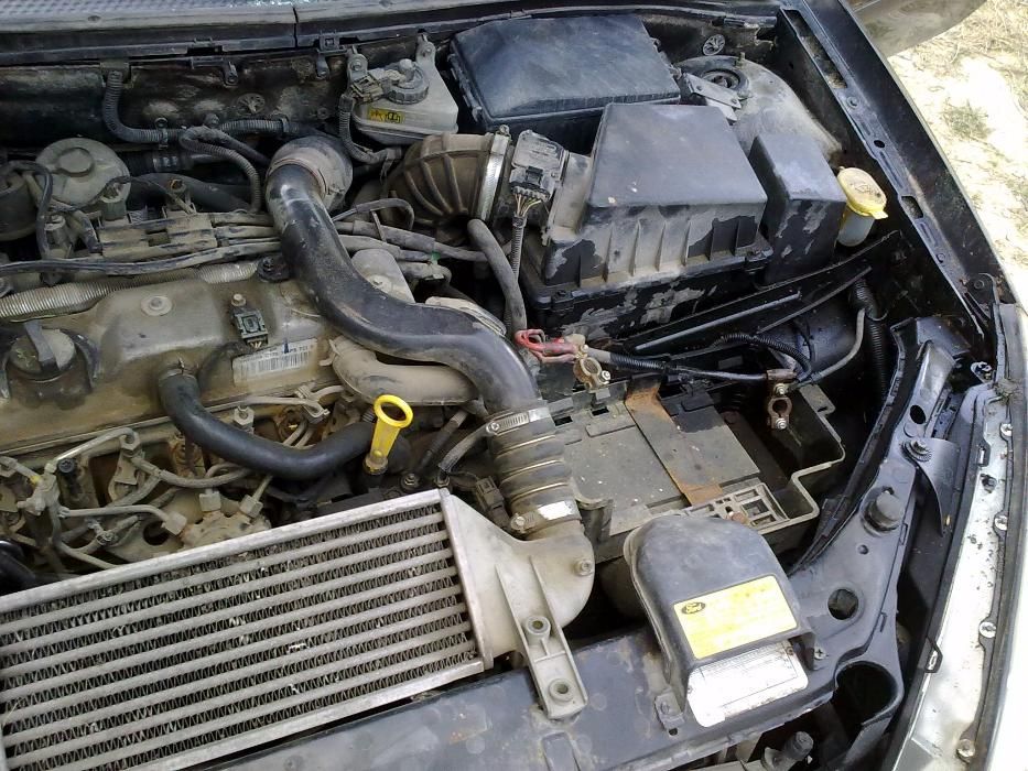 Продавам форд фокус 1.8тдди на-чàсти