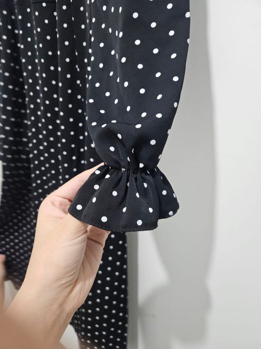 Продам платья каждое по 2000