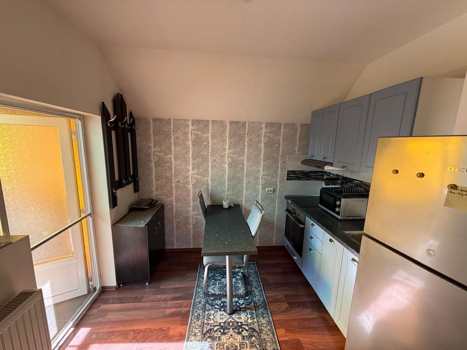 Apartament 1 camera + terasa - 350 Euro