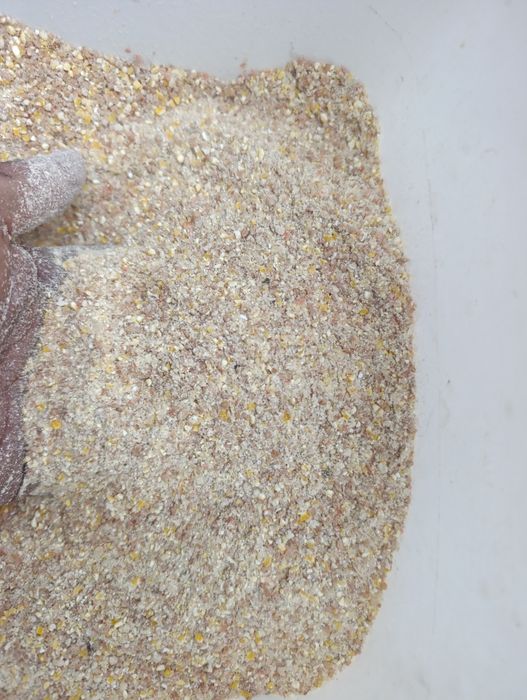 Фураж за Кокошки ,бройлери и прасета