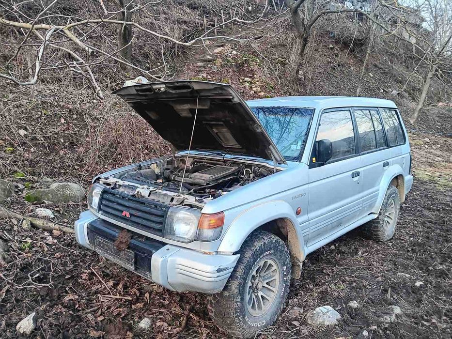 Mitsubishi Pajero GLS 2.5 TDI на части