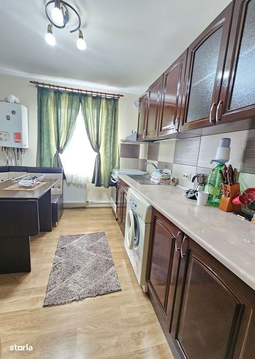 2 camere, str. Bogdan Dragoș ( zona Poliției ), mobilat, utilat