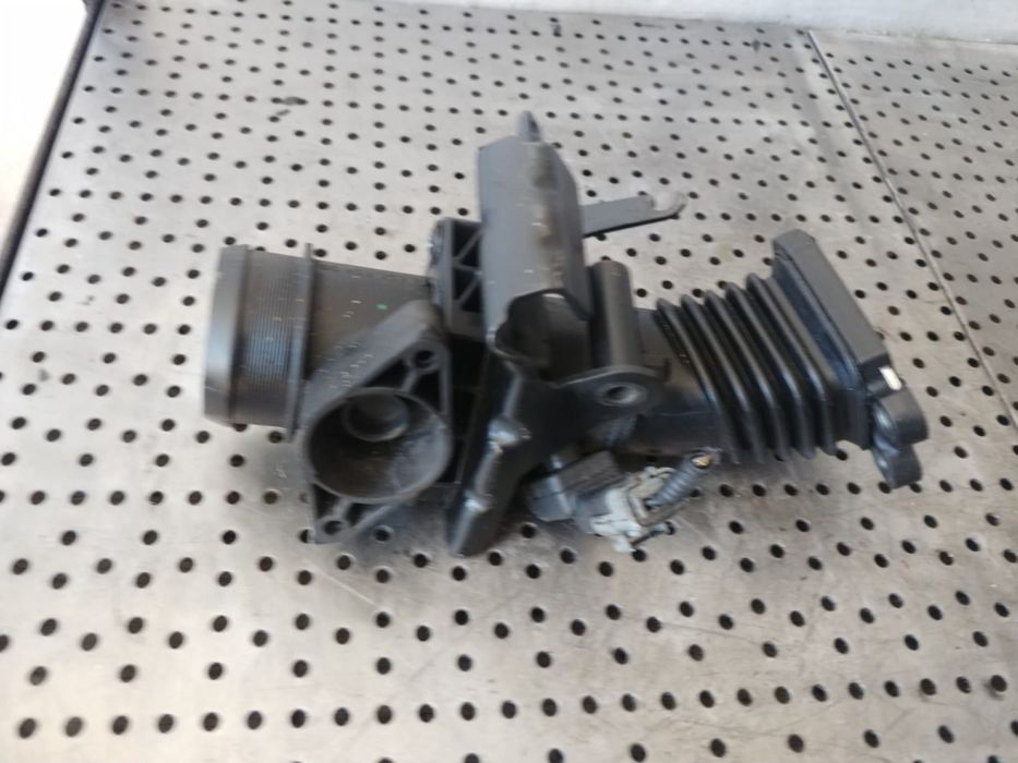 clapeta acceleratie 1.6 tdci g8da ford fiesta c-max focus 2 mazda 3 9643836980