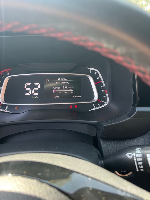 Kia sonet 2024 holati yaxshi aybi yoq qarab xaydalg telefonga ga javob