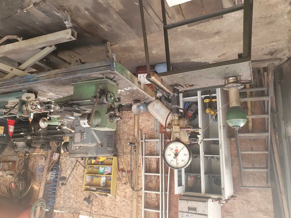 mobila termopane 100 buc  mat. de constructii