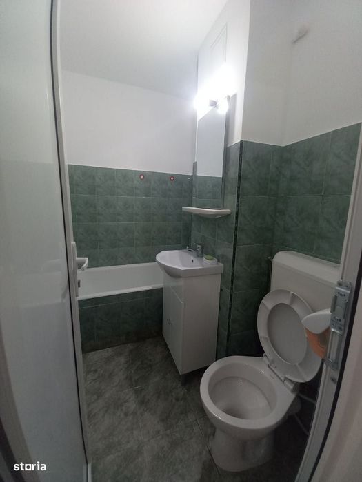 Ofer spre închiriere garsoniera Mioveni