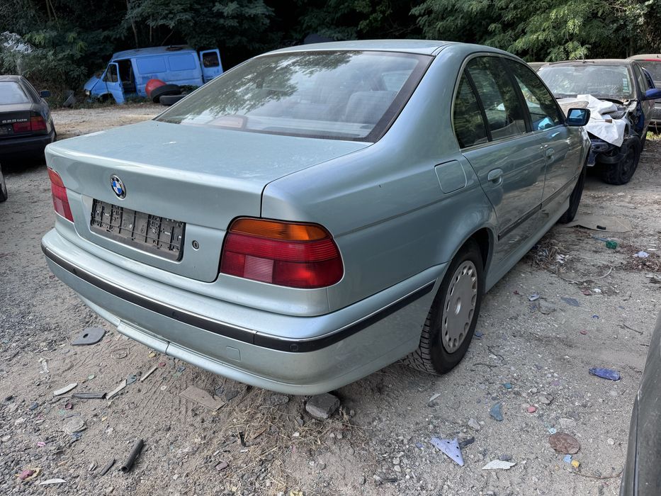 BMW e39 523i 170hp 1999г На Части