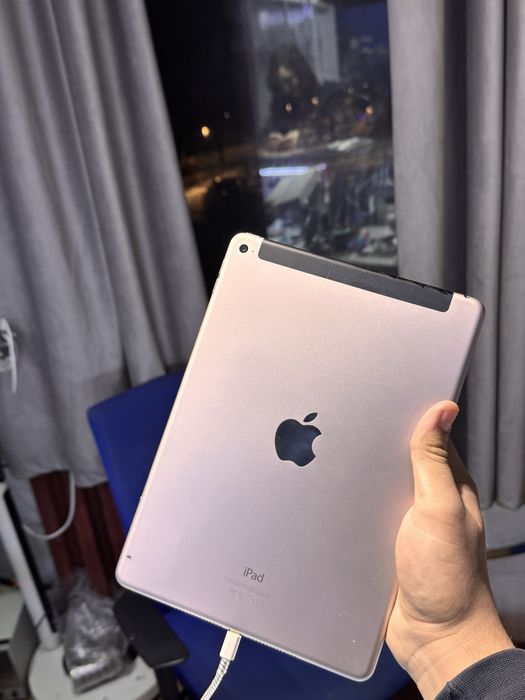 Айпад айр 2 в хорошем состояние