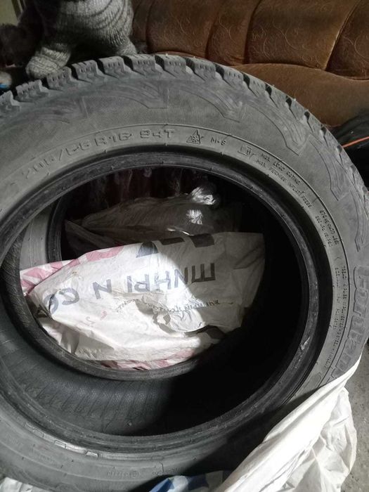 Продам шины 205/55/16