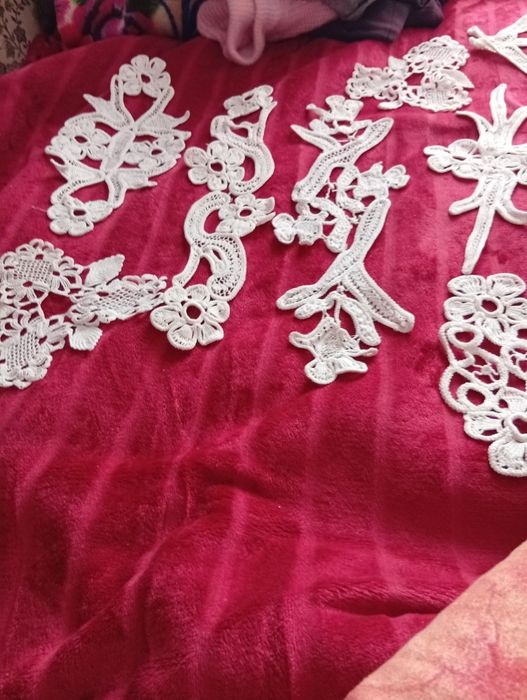 10 piese din care8 laseta