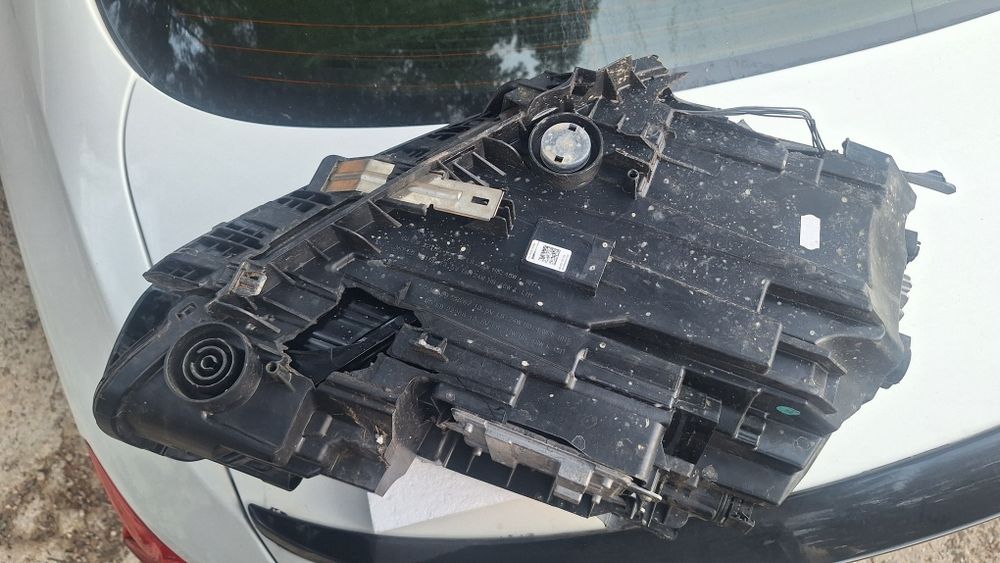 Far bmw f40 defect