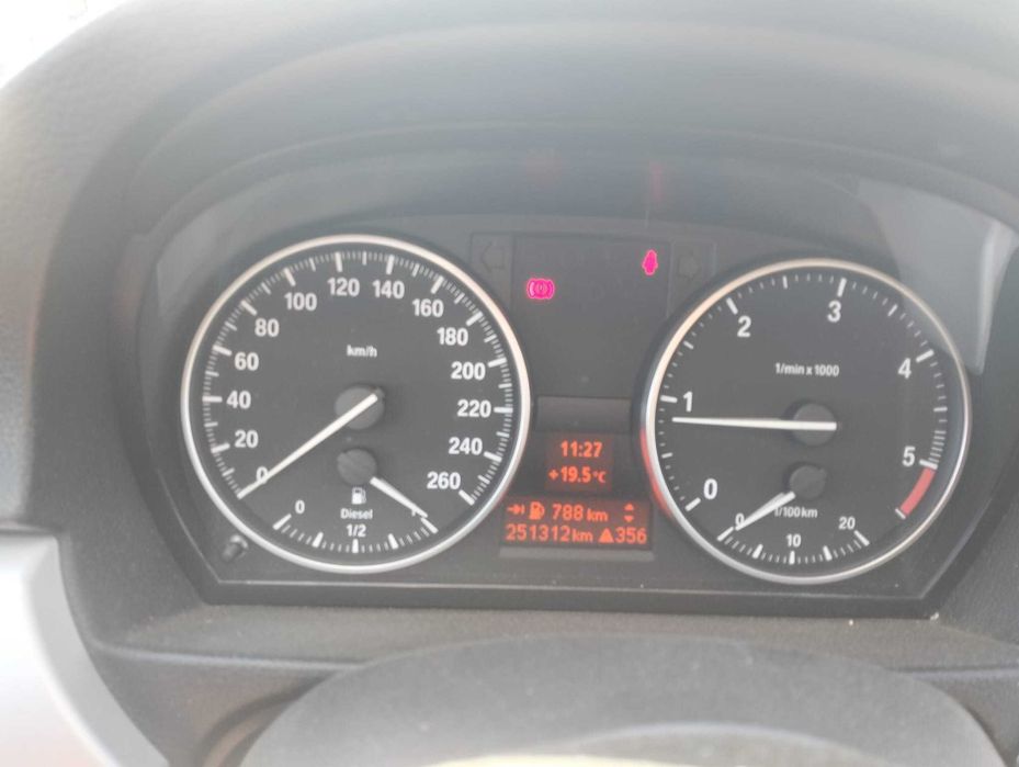 BMW 3 Series 2010 — imagine 3