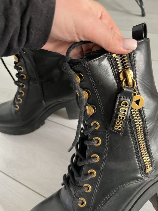 Боти, кубинки  guess