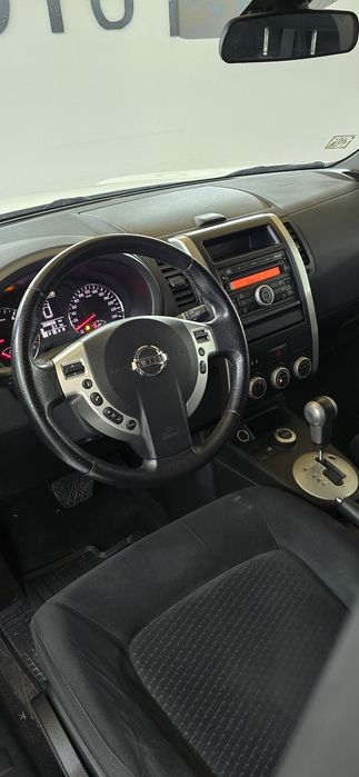 Nissan  qashqai an .2012 euro 5  automatic 4x4 posibilitatea rate