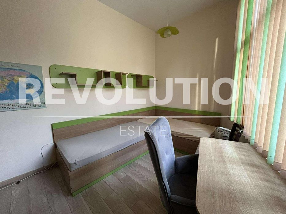 Дава се под наем Двустаен апартамент в Варна, Бриз - 65 кв.м за 328.95 € - Снимка #3