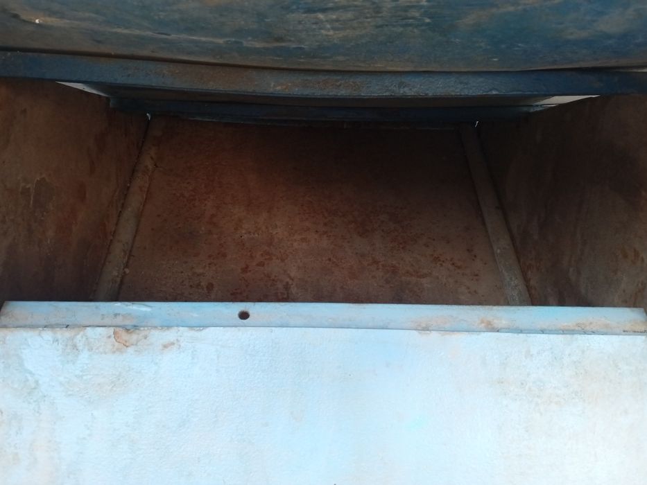 Arava Sotiladi  narxi  rangi koʻk holati yaxshi