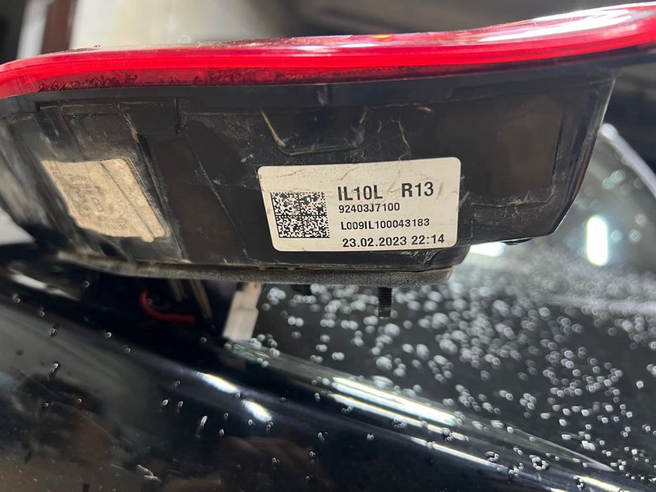 Левый стоп фонарь Kia Ceed SW