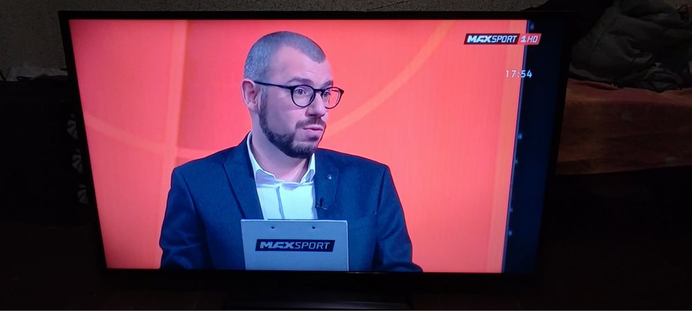 Телевизор Telefunken Smart 50инча