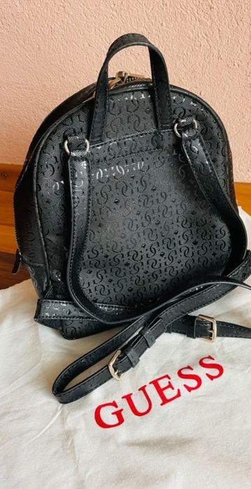 Ghiozdan original Guess