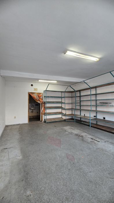 Продава се Магазин в Горна Оряховица - 57 кв.м за 492 €/кв.м - Снимка #1