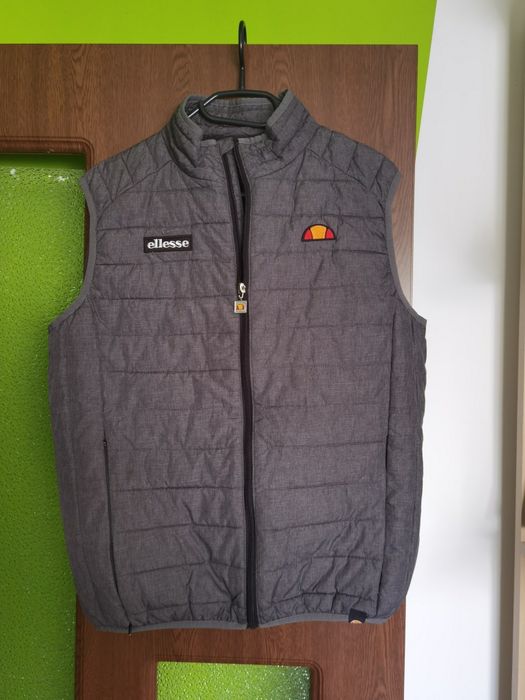 Veste barbatesti noi