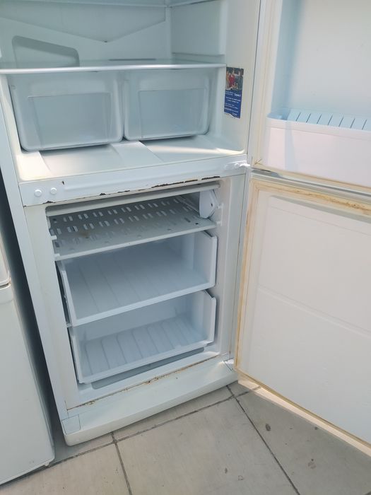 Продам холодильник