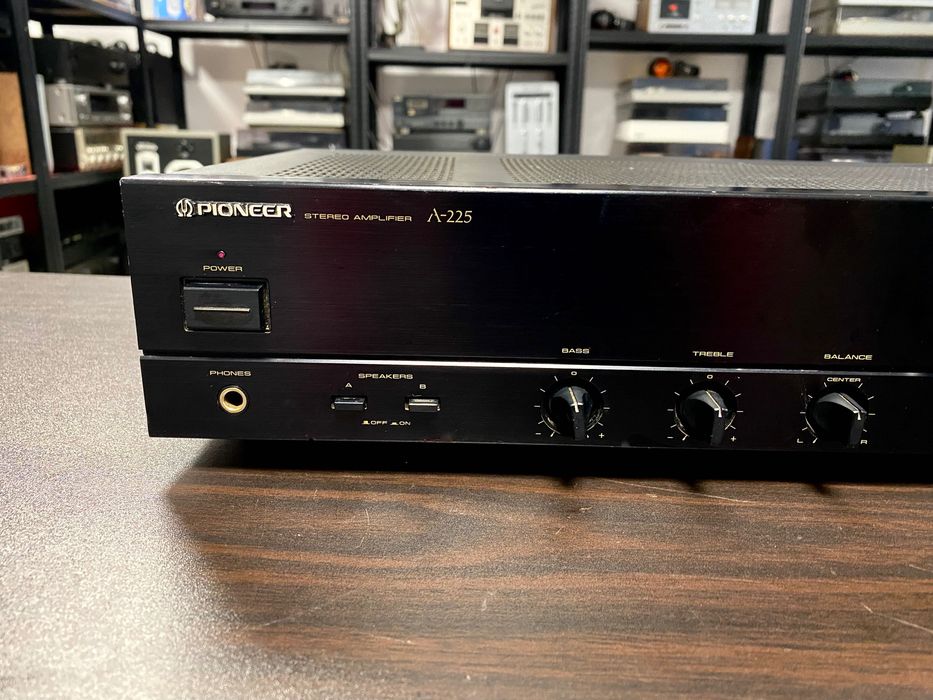 Усилвател Pioneer