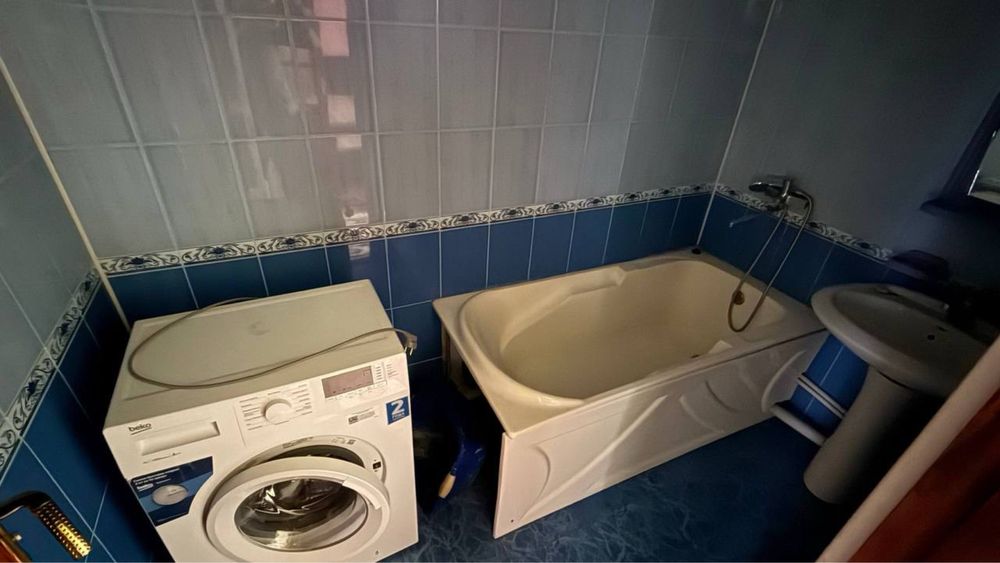 3 xonali 90m2 3-qavat kvartira sotiladi