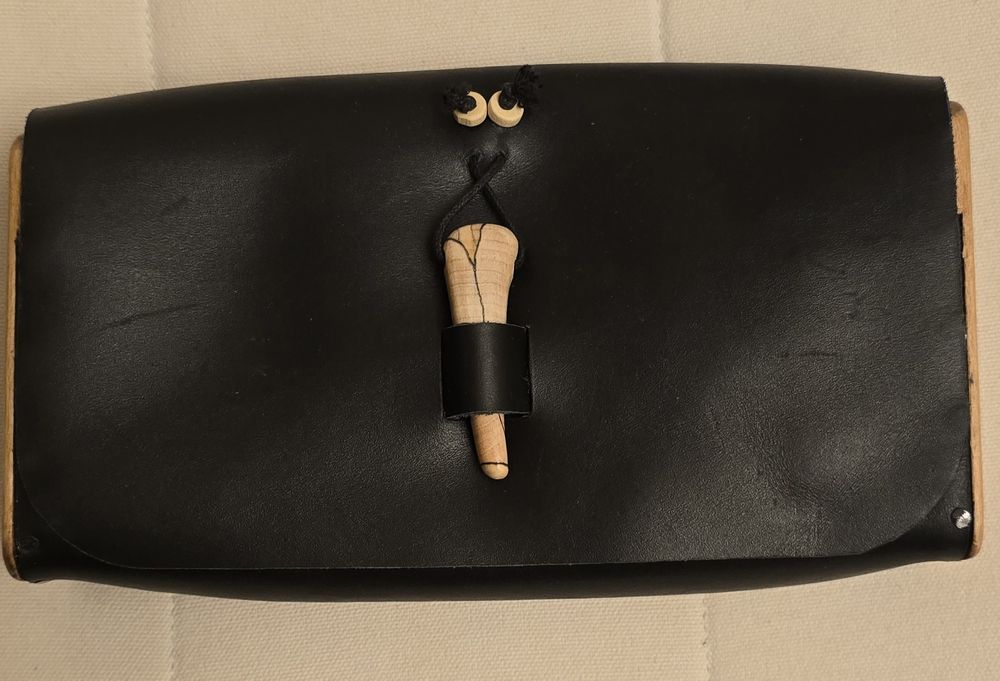 Geanta poseta si borseta deosebite /piele  /unicat atelierele Lemnivor