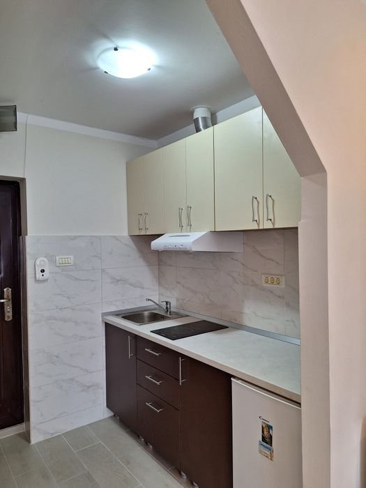 Garsoniera de inchiriat