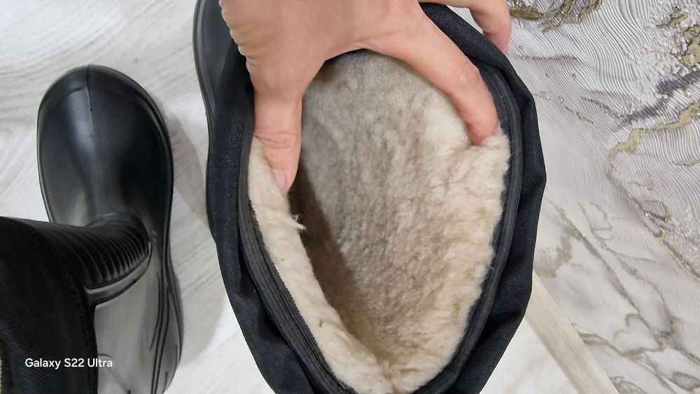 Продам сапоги мужские-40