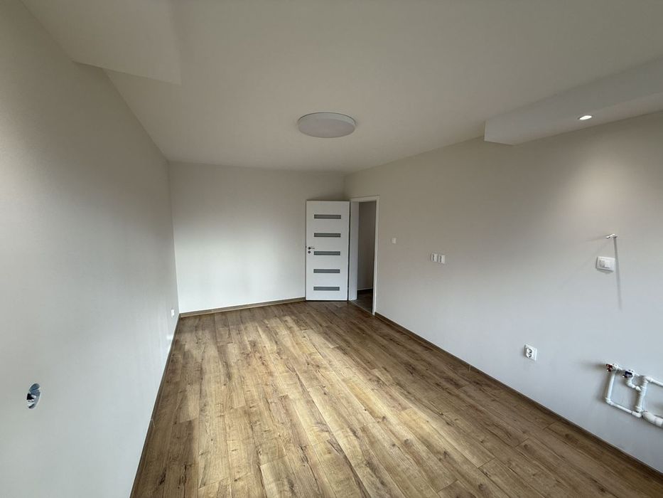 Продава се Тристаен апартамент в София, Дружба 1 - 60 кв.м за 1671 €/кв.м - Снимка #4