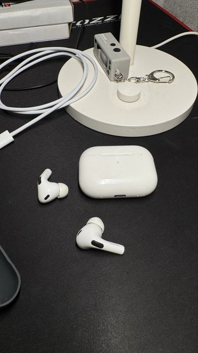 Продам Airpods pro 2 оригинал apple