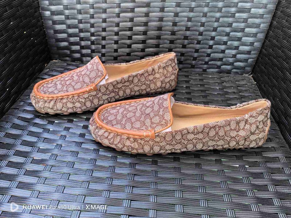 Coach Ronnie Signature Textile Jacquard лоуфъри