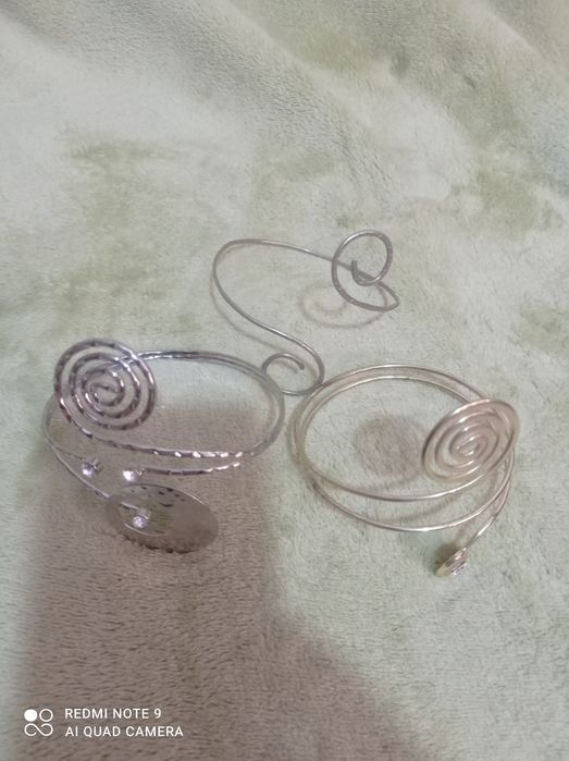 Браслет на плечо