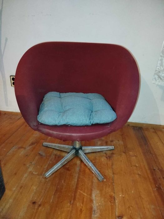 Ретро фотьойли, табуретка.