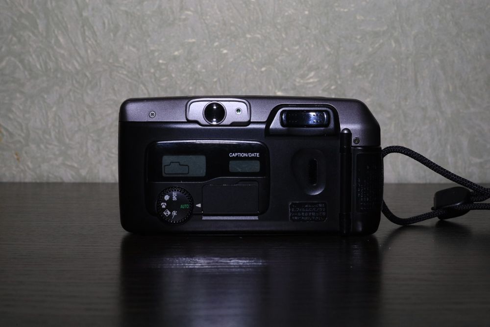 Плёночная мыльница canon