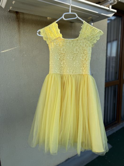 Дее рокли за момиче