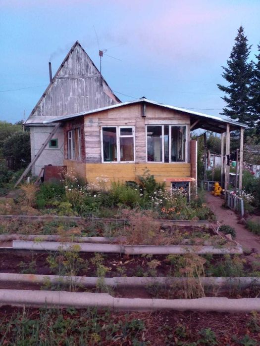 Продам дачу за пос. Металлург