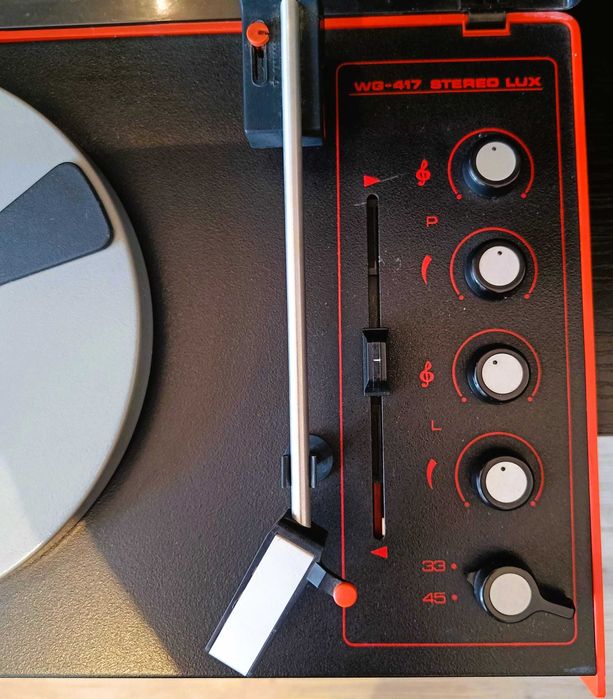 Pick-up vintage Unitra Fonica, modelul WG-417 Stereo, impecabil