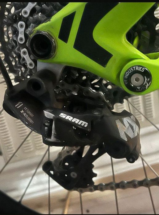 YT Capra CF Карбон 27.5, M , Ендуро, Мекица