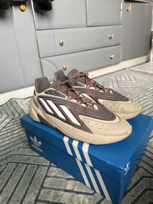 Adidas ozelia | 11 UK размер