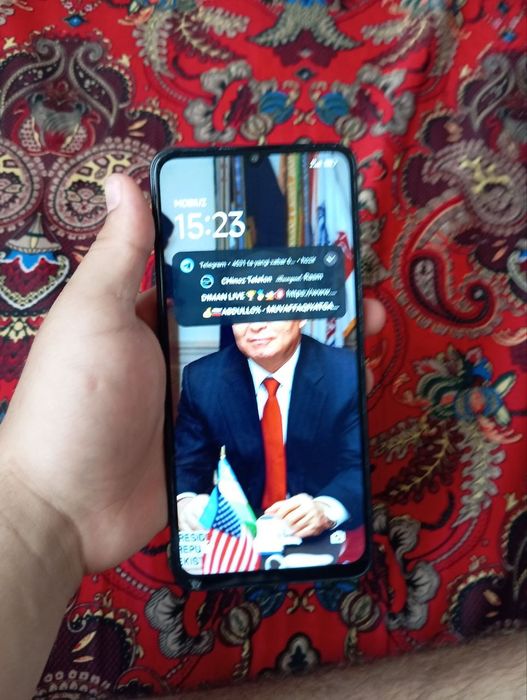 Poco c65 telefoni