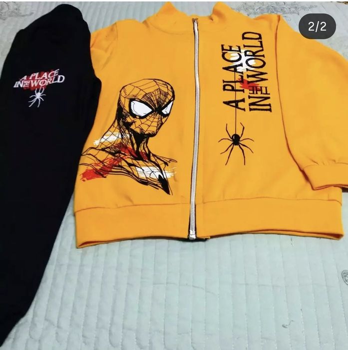 Детский костюмчик новый