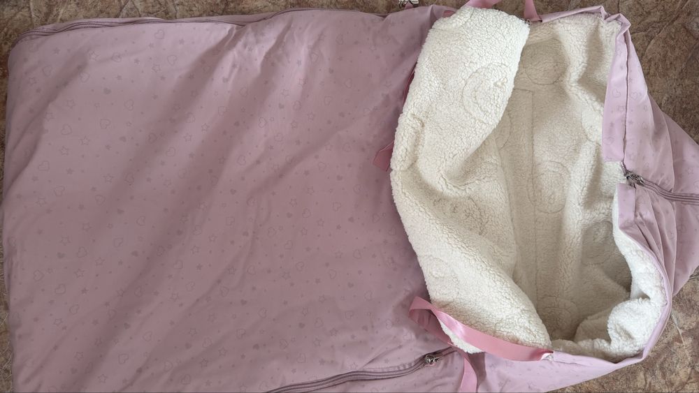 Детскии комбинезон+теплый плед