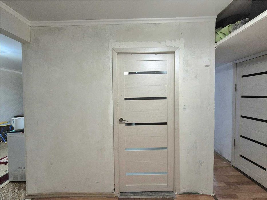 Продам 2 комн квартиру на Востоке