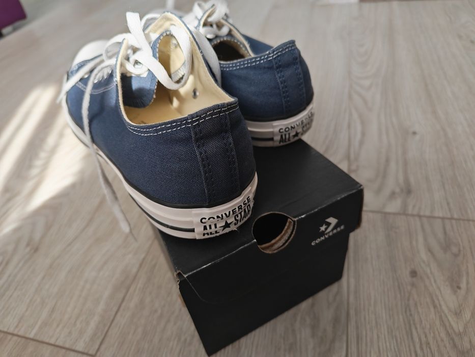 Vând Converse all star OX 42.5