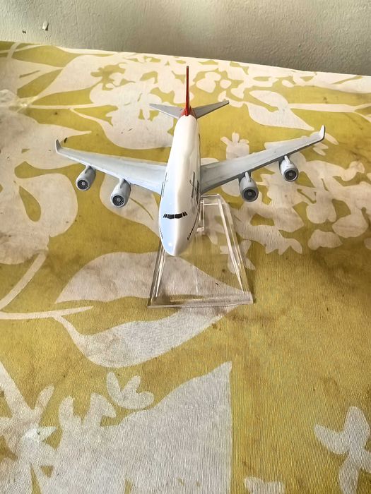 Модели на самолети 1:400